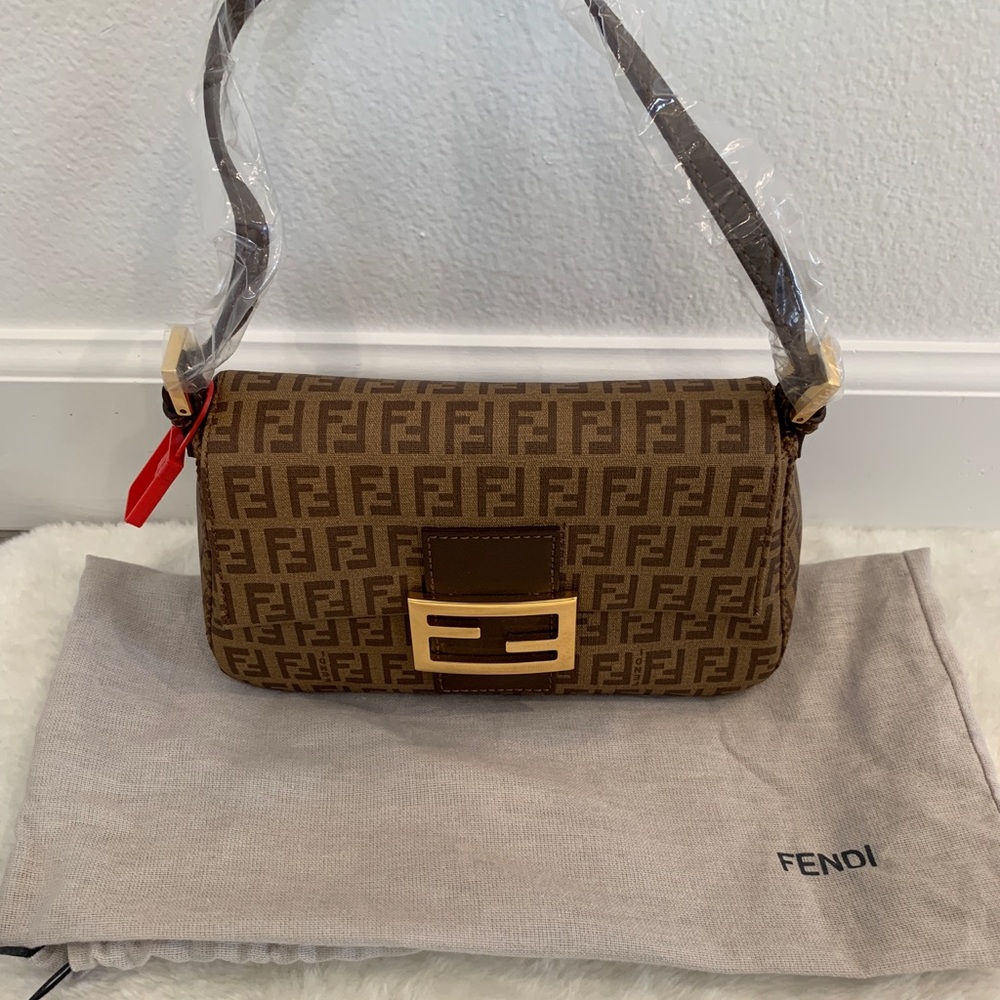 Fendi Borsa Mini Momma Forever Shoulder Bag